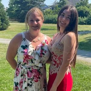 Meet your Posher, Carrie